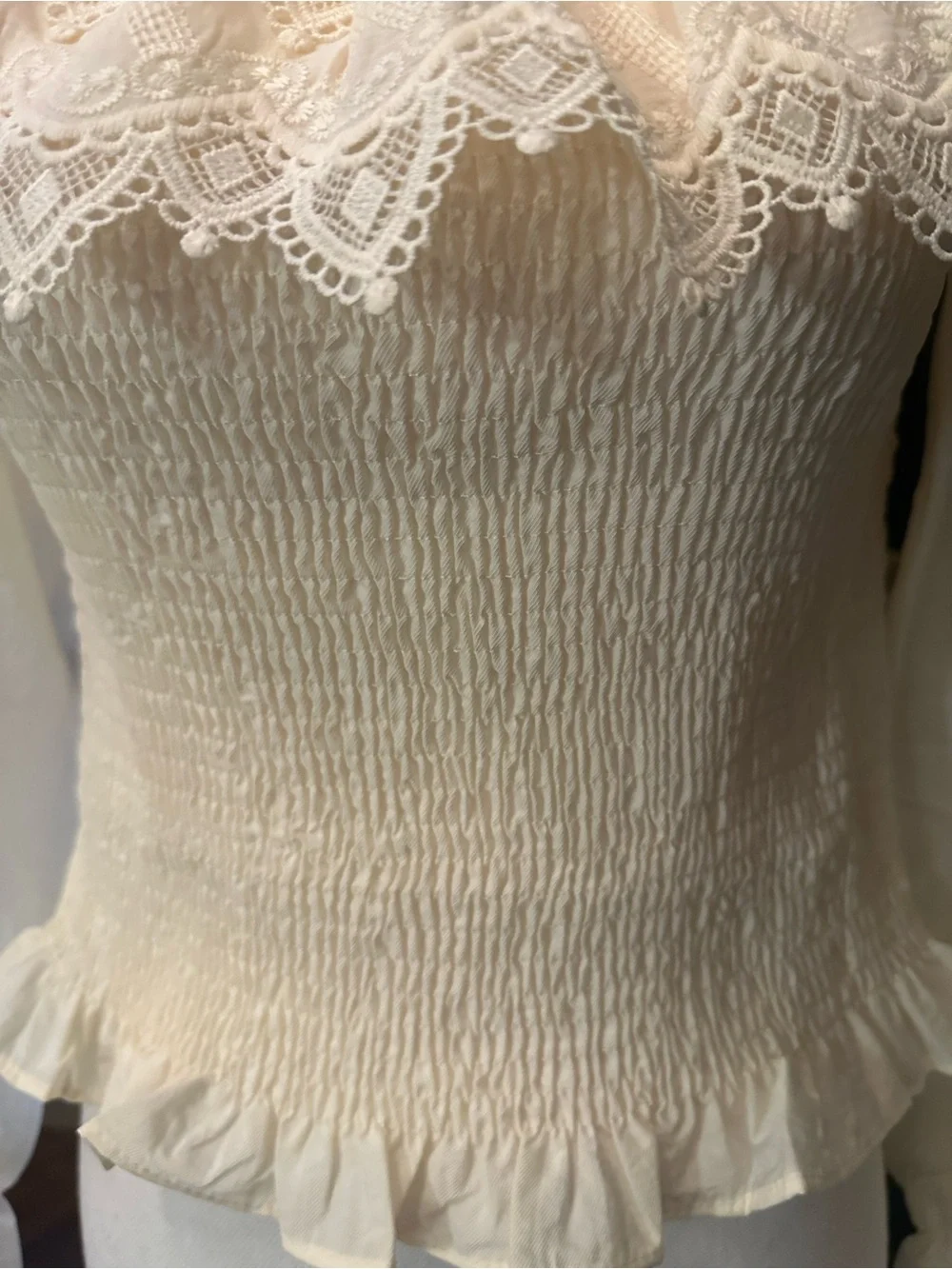 NEW ANTHROPOLOGY for ADORA Women's Cream Lace Ruffle Off-Shoulder Top Blouse Lg